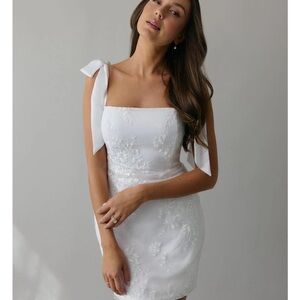 Park & Fifth White Floral Mini Dress